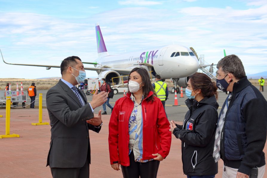 DPP Ericka Farías valora inicio de vuelos comerciales desde aeródromo de Natales