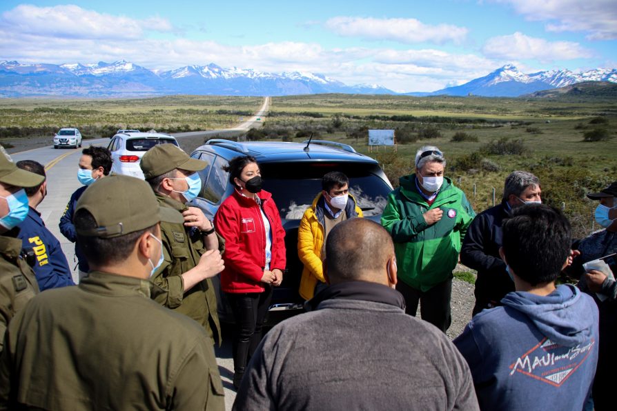 DPP Ericka Farías encabeza recorrido de coordinación en ruta de carrera automovilística Las 3 Horas de Puerto Natales