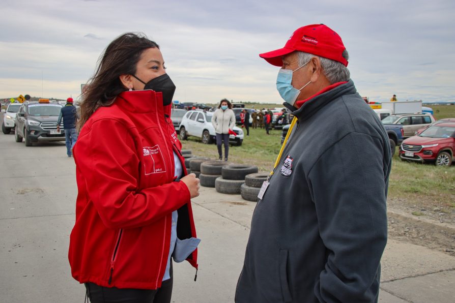 Delegada Presidencial Ericka Farías destaca la exitosa realización del evento automovilístico Las 3 Horas de Puerto Natales