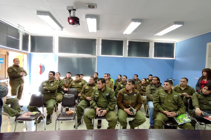 En DPP Última Esperanza el INDH capacitó a Carabineros de la provincia