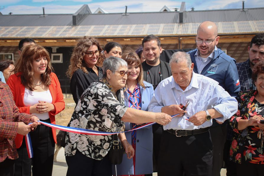 Con presencia de ministro Giorgio Jackson inauguran nuevo CVT en Natales