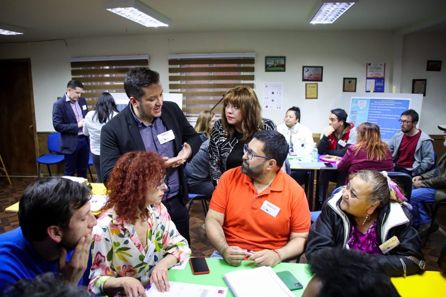 Avances del Plan de Emergencia Habitacional en Magallanes fueron expuestos en diálogo ciudadano con agrupaciones de vivienda y barrios
