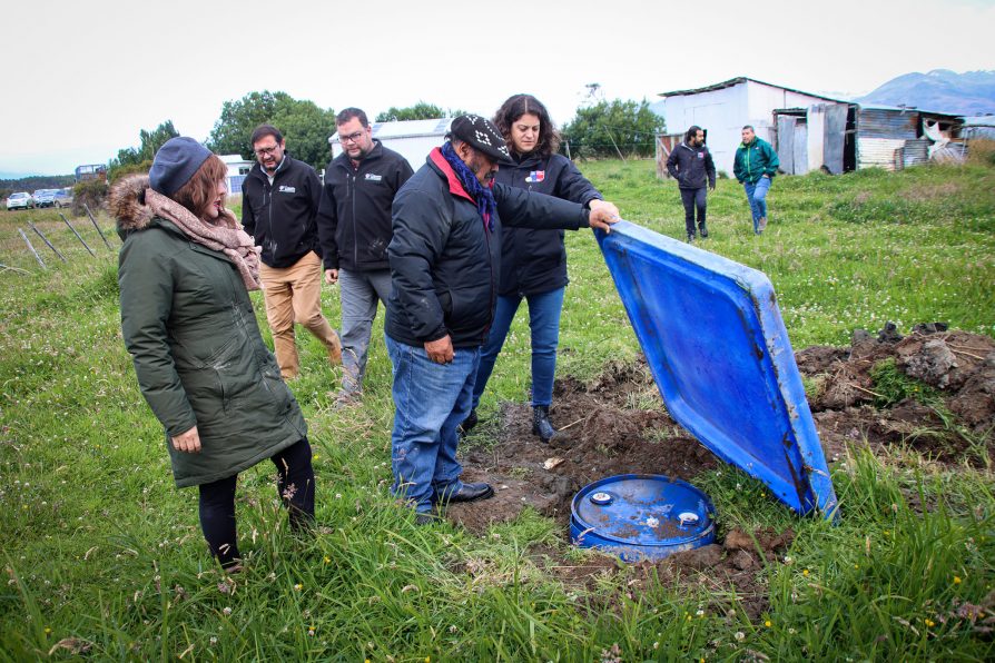 <strong>Seremi de Salud entrega fosas sanitarias en Villa Seno Obstrucción como parte de programa piloto de prevención de hidatidosis</strong>