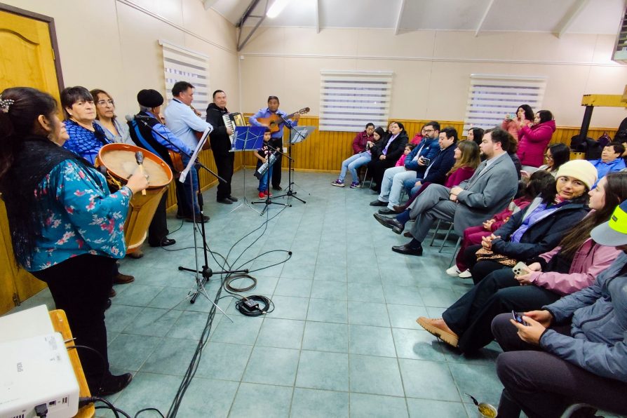 DPP VALORA A COMUNIDAD CHILOTA EN CONMEMORACIÓN DE LA LLEGADA DE GOLETA ANCUD A MAGALLANES