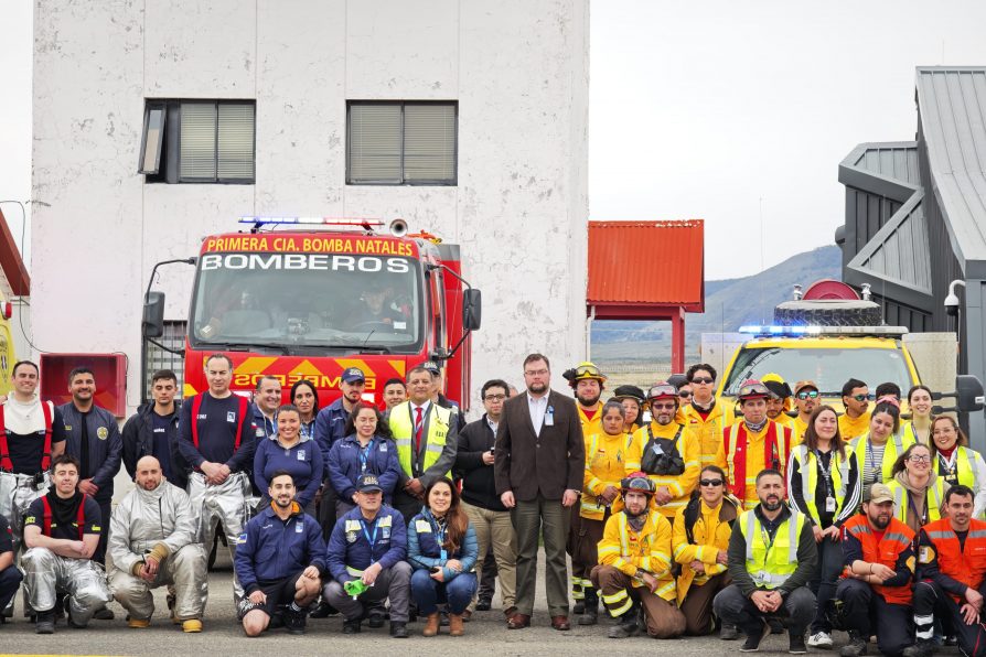 SIMULACRO DE ACCIDENTE AÉREO EN EL AERÓDROMO DE PUERTO NATALES FORTALECE LA COORDINACIÓN ENTRE INSTITUCIONES