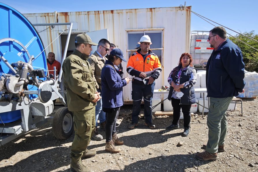 DELEGACIÓN PRESIDENCIAL PROVINCIAL DE ÚLTIMA ESPERANZA REFUERZA COORDINACIÓN INTERINSTITUCIONAL ANTE INCENDIO EN VERTEDERO MUNICIPAL