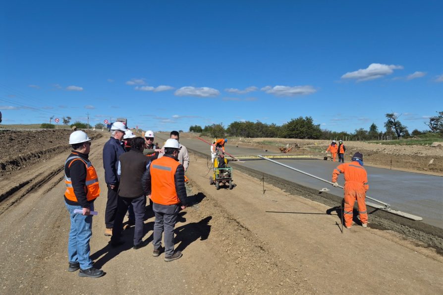 MOP inspecciona obras de reposición de la Ruta 9 entre Casas Viejas y cruce Dorotea en Puerto Natales